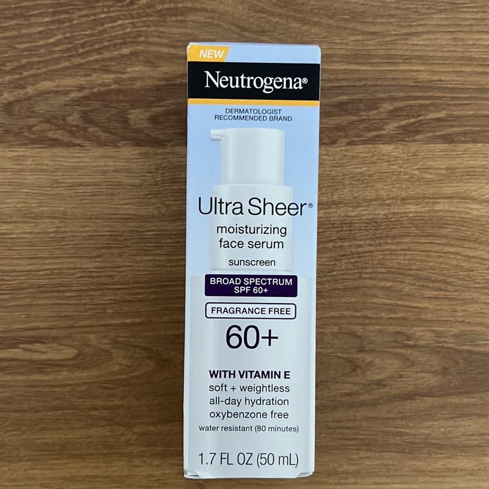 Neutrogena Ultra Sheer Moisturizing Face Serum (50 ml) BNIB